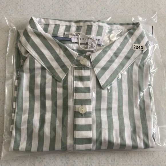 New Jane + Delancey Button up shirt - Picture 7 of 7